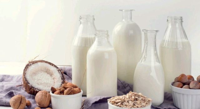 Drink these 5 things mixed with milk, your strength will double and weakness will go away.(OPINION)