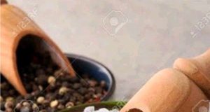 Bathing with rocky salt on a regular basis can help you with these 2 following issues